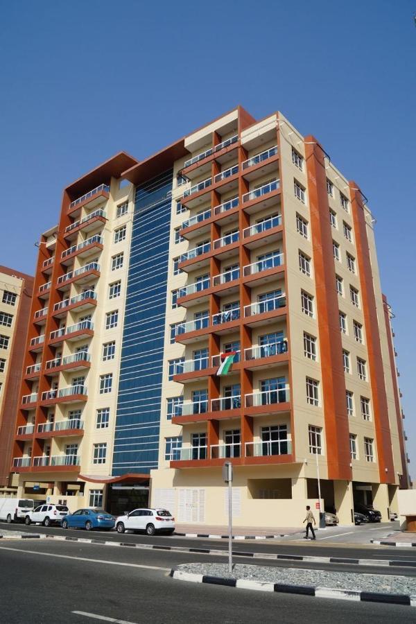 Private With Swimming Pool, Sauna, Jacuzzi & Steaming